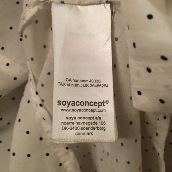 Itty Bitty Polka Dot Button Down Dress Shirt In Medium - Picture 7 of 10